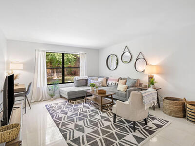 13095 Belhaven Court, Wellington, FL 33414