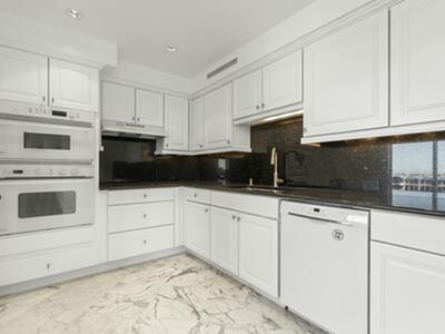 150 Bradley Place, Palm Beach, FL 33480