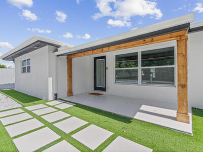 12994 SE Papaya Street, Hobe Sound, FL 33455