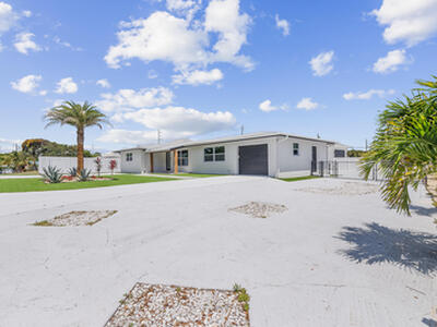 12994 SE Papaya Street, Hobe Sound, FL 33455