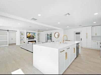 12994 SE Papaya Street, Hobe Sound, FL 33455