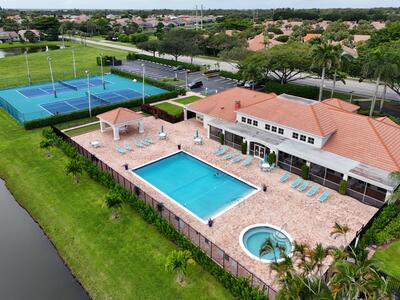 10910 Lakemore Lane, Boca Raton, FL 33498