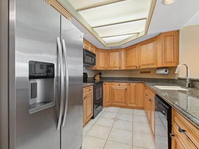 100 SE 5th Avenue, Boca Raton, FL 33432
