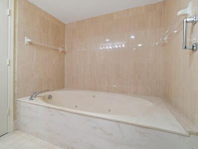 100 SE 5th Avenue, Boca Raton, FL 33432