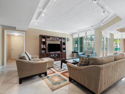 100 SE 5th Avenue, Boca Raton, FL 33432
