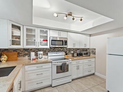 3036 Park Avenue, Riviera Beach, FL 33404