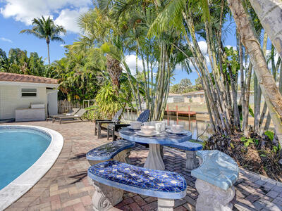 701 W Royal Palm Road, Boca Raton, FL 33486