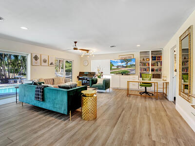 701 W Royal Palm Road, Boca Raton, FL 33486