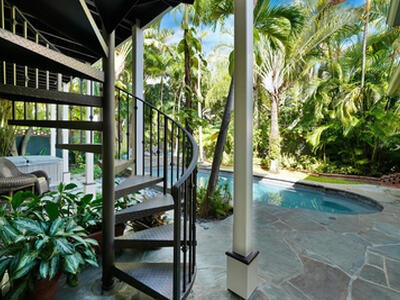 137 S Oak Street, Lantana, FL 33462
