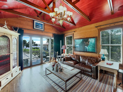 137 S Oak Street, Lantana, FL 33462
