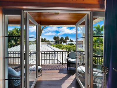 137 S Oak Street, Lantana, FL 33462