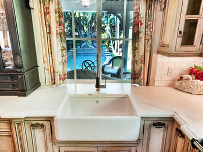 137 S Oak Street, Lantana, FL 33462