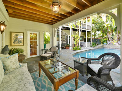 137 S Oak Street, Lantana, FL 33462