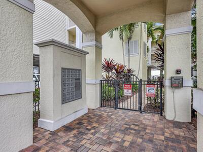 975 NW Flagler Avenue, Stuart, FL 34994