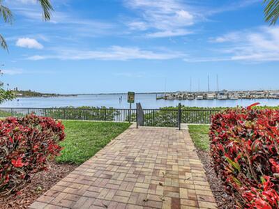 975 NW Flagler Avenue, Stuart, FL 34994
