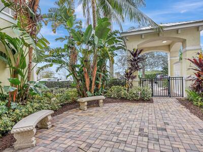 975 NW Flagler Avenue, Stuart, FL 34994
