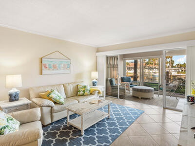 951 Spanish Circle, Delray Beach, FL 33483