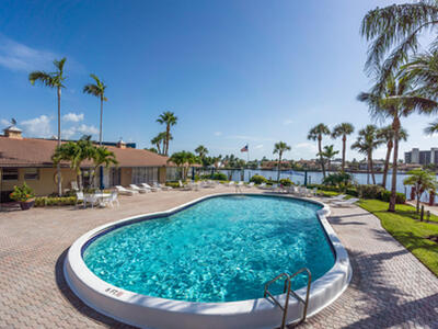 951 Spanish Circle, Delray Beach, FL 33483