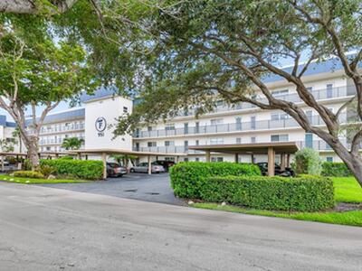 951 Spanish Circle, Delray Beach, FL 33483