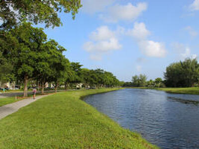 2851 S Palm Aire Drive, Pompano Beach, FL 33069