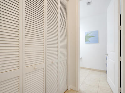 3055 NW 126th Avenue, Sunrise, FL 33323