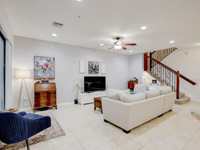 3055 NW 126th Avenue, Sunrise, FL 33323