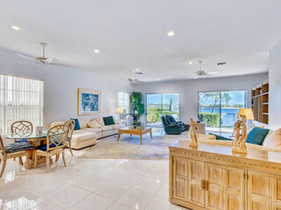 919 Augusta Pointe Drive, Palm Beach Gardens, FL 33418