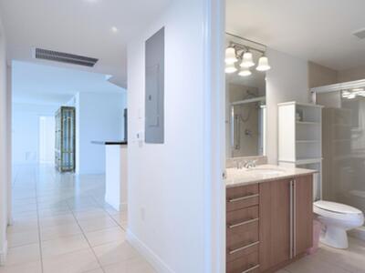 610 Clematis Street, West Palm Beach, FL 33401