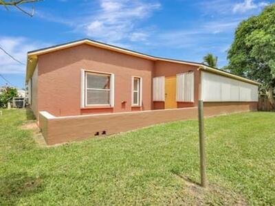 1530 SW Escobar Lane, Port Saint Lucie, FL 34953