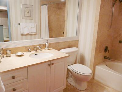 99 SE Mizner Boulevard, Boca Raton, FL 33432