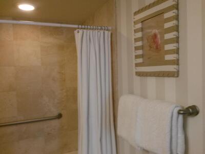 99 SE Mizner Boulevard, Boca Raton, FL 33432