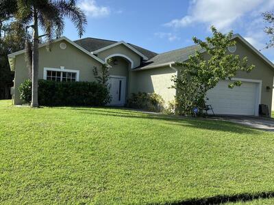 944 Se Browning Ave, Port Saint Lucie, FL 34983