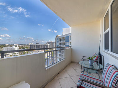 3180 S Ocean Drive, Hallandale Beach, FL 33009