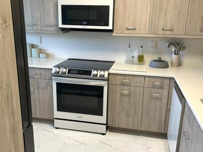 4734 Lucerne Lakes Boulevard N, Lake Worth, FL 33467