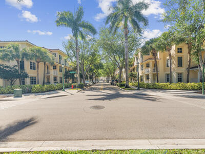 4784 S Central Boulevard, Jupiter, FL 33458