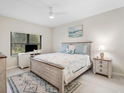 300 Uno Lago Drive, Juno Beach, FL 33408