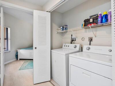 300 Uno Lago Drive, Juno Beach, FL 33408