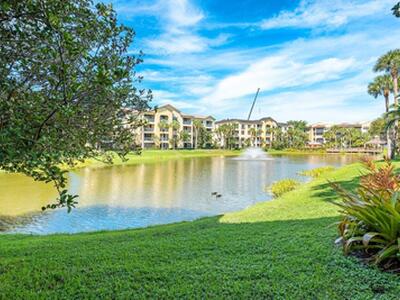 300 Uno Lago Drive, Juno Beach, FL 33408