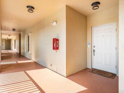 300 Uno Lago Drive, Juno Beach, FL 33408