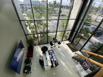 4119 W Blue Heron Boulevard