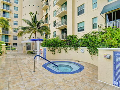 610 Clematis Street, West Palm Beach, FL 33401