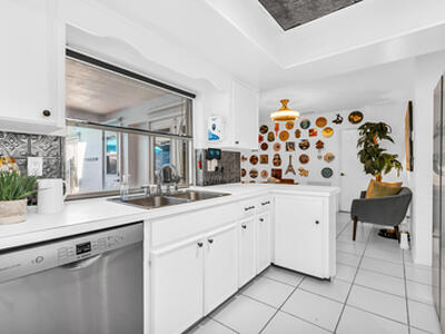 4799 NW 5th Avenue, Boca Raton, FL 33431