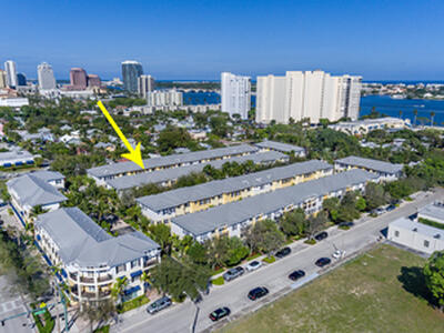 352 N Bromeliad, West Palm Beach, FL 33401