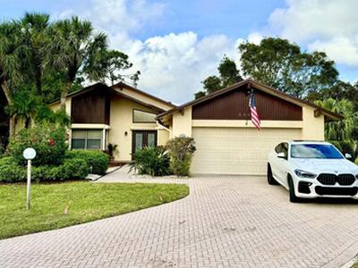 5569 Glen Abbey Court