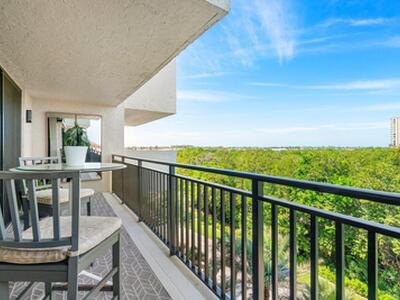 3908 S Ocean Boulevard, Highland Beach, FL 33487
