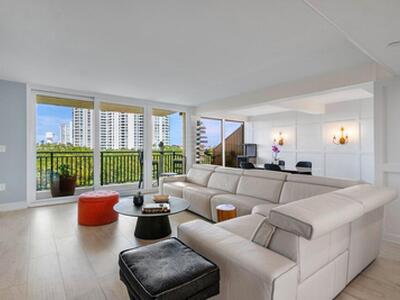 3908 S Ocean Boulevard, Highland Beach, FL 33487