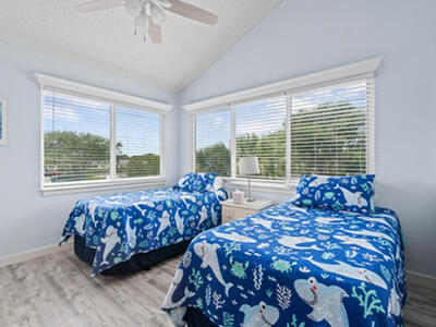 470 N Bella Vista Court N, Jupiter, FL 33477