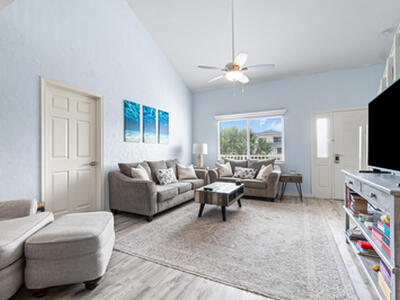 470 N Bella Vista Court N, Jupiter, FL 33477