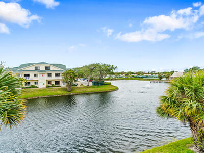 470 N Bella Vista Court N, Jupiter, FL 33477