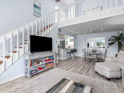 470 N Bella Vista Court N, Jupiter, FL 33477